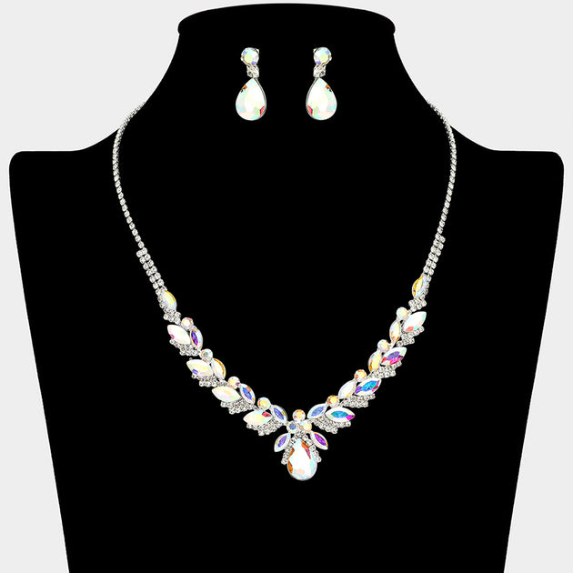 FASHNZFAB Teardrop Stone Cluster Necklace Multi One Size 10