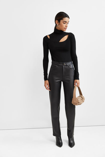 Marcella Dahlia Top Black Small 4