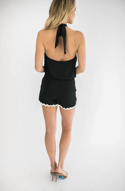 Falcon Katia Rickrack Trim Shorts Noir Small 4