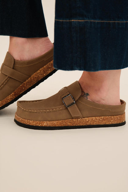 OLEM Driftwood Walker Slide Brown US 7 3