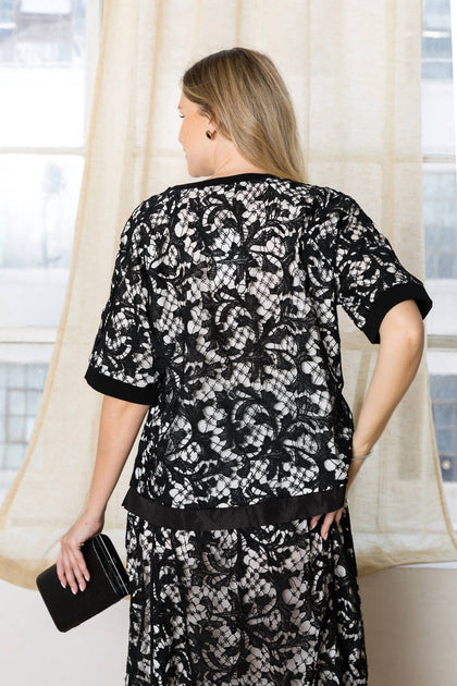 Joh Wineva Lace and Satin Top Black Medium 3