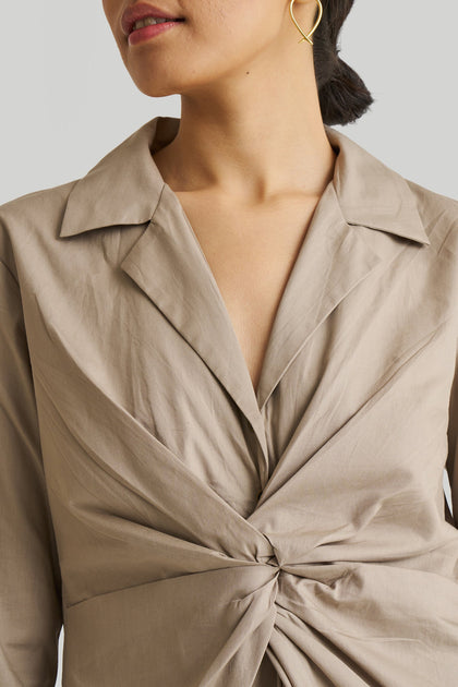 Reistor Front Twist Dress Beige Large 4