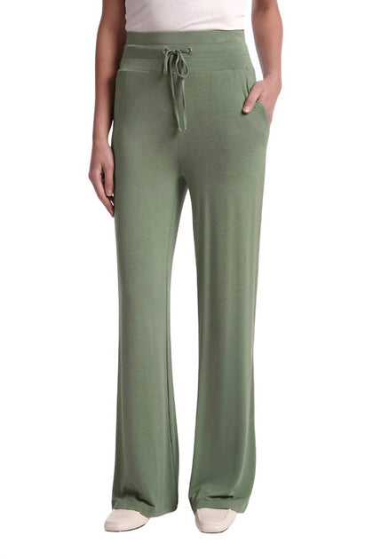 Capsule 121 Humility Pant Grün Small 2