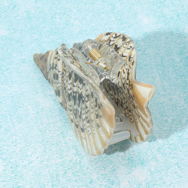 FASHNZFAB Trumpet Sea Shell Hair Claw Clip Beige 4