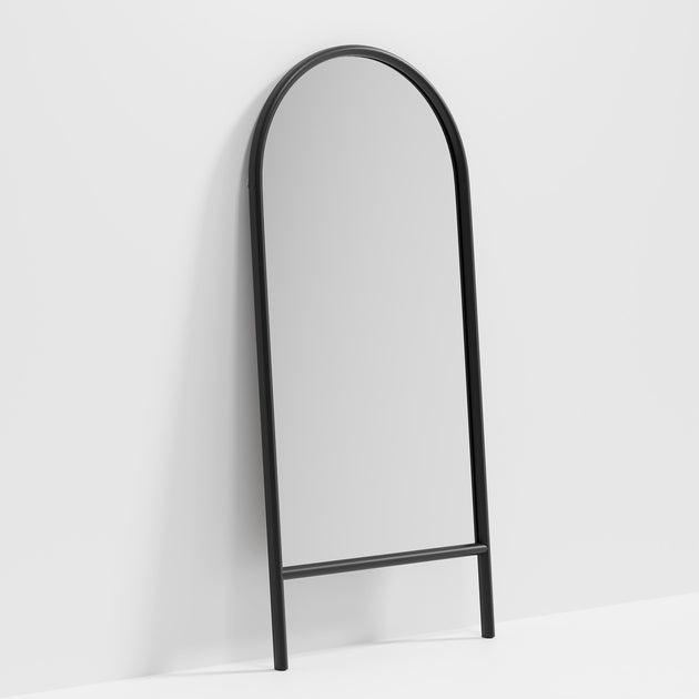 Miroir debout à cadre en bois noir en arc 71" Hivvago 4