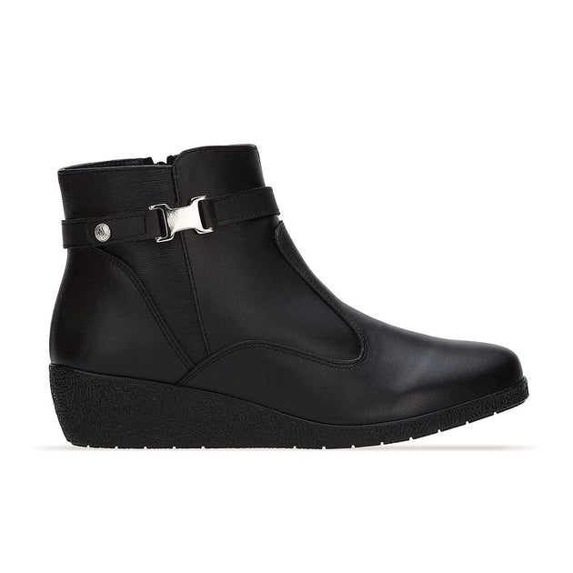 Andrea Wedge Leather Booties Black US 8 4