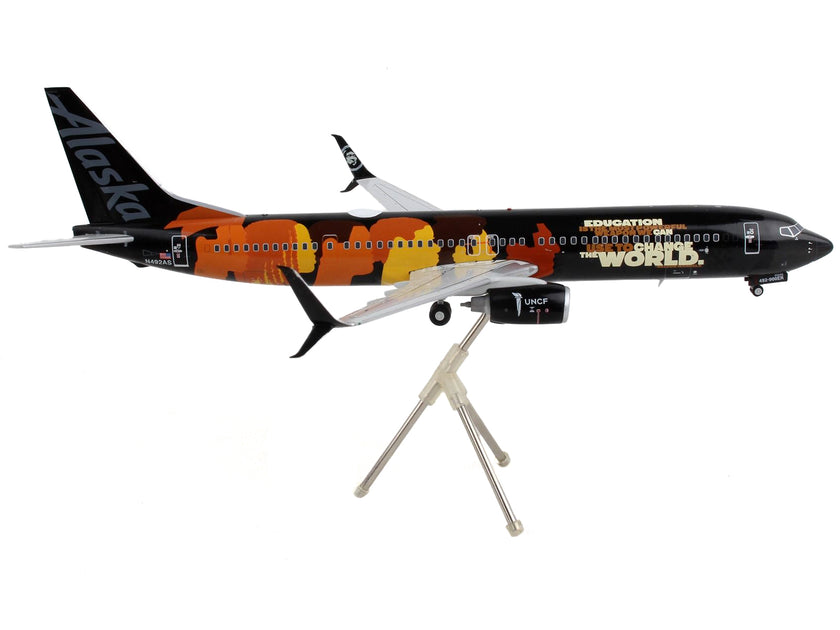 【Gemini 200】 Alaska Airlines 737-900ER GeminiJets Boeing 737-900er Commercial Aircraft 