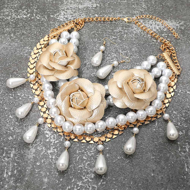FASHNZFAB Floral Pearl Statement Necklace Black One Size 2