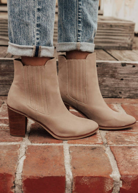 Mia Santos Bootie Beige US 9 4