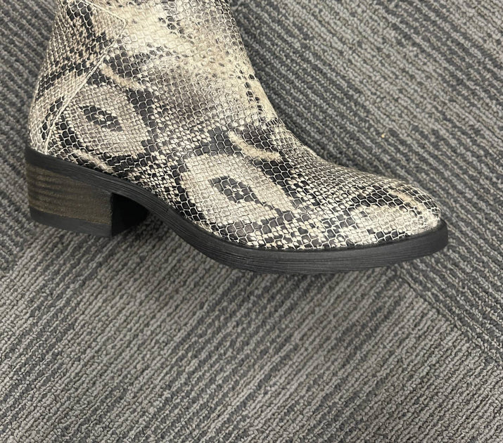 BOS & CO Snake Print Ankle Boot Grey 38 2