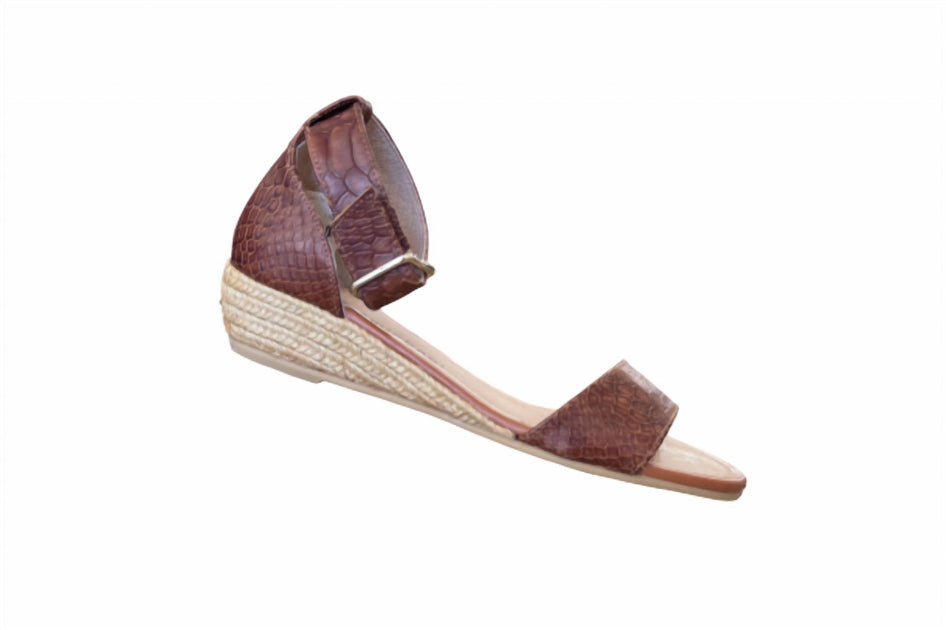 eric michael Julia Sandal Brown 41 2