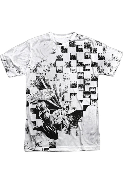 Gildan Batman Checkerboard Kick Short Sleeve Crew Tee White Medium 2