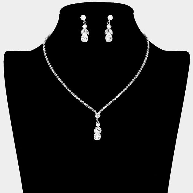 FASHNZFAB Teardrop Pendant Necklace Silver One Size 3