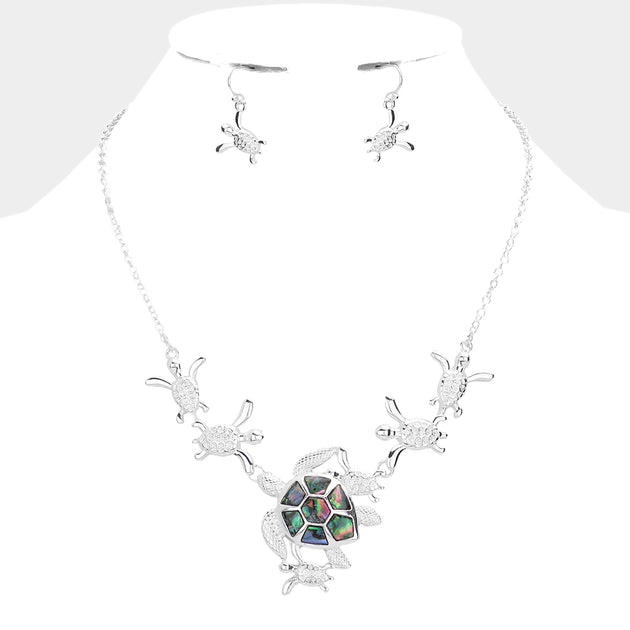 FASHNZFAB Turtle Link Necklace Green 2