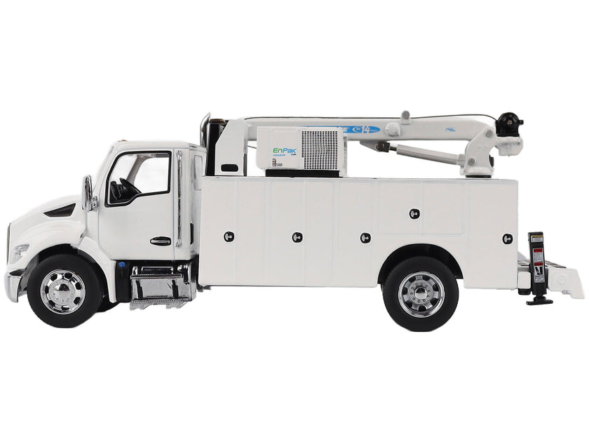 Diecast Masters Kenworth T380 Auto-Crane Titan Work Truck White 1/50 4