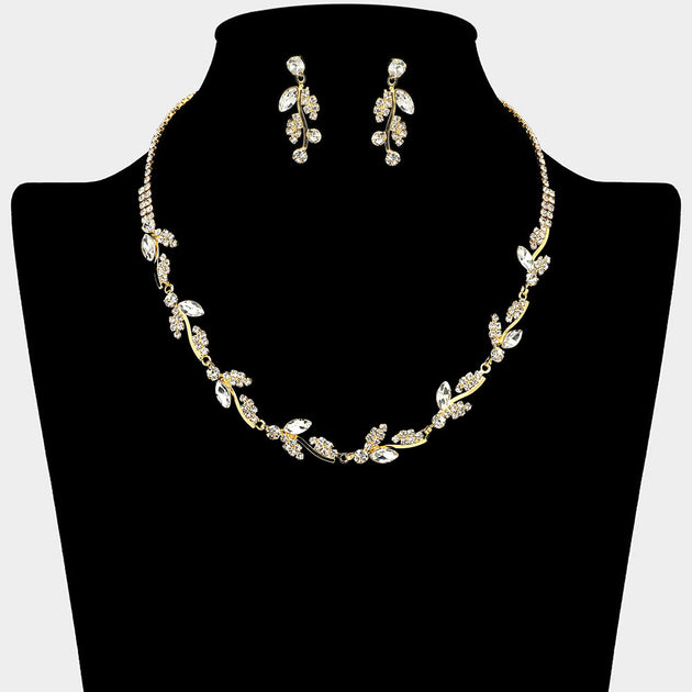 FASHNZFAB Marquise Stone Cluster Vine Necklace Clear Gold Black 3
