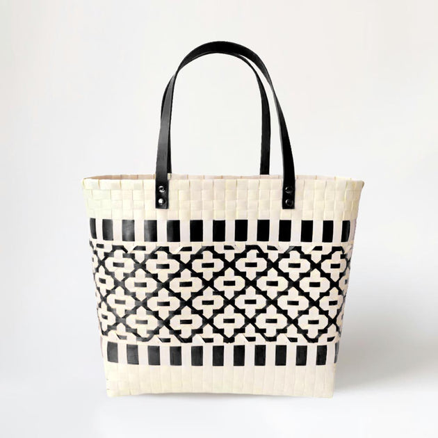 FASHNZFAB Quatrefoil Tote Bag Orange One Size 3