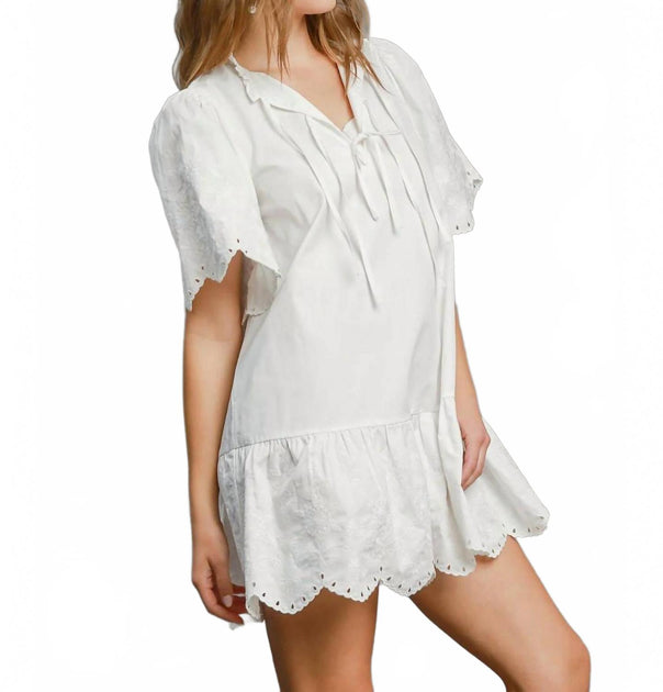 umgee Embroidered Mini Dress In White