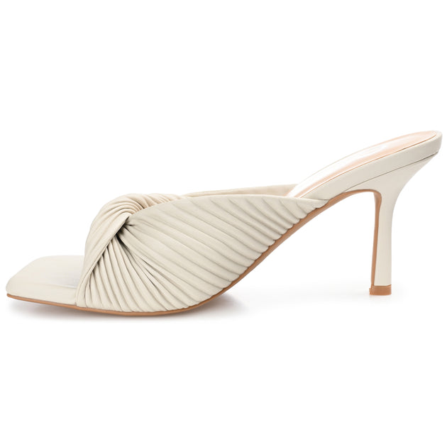 Journee Collection Greer Pump Beige US 8.5 3