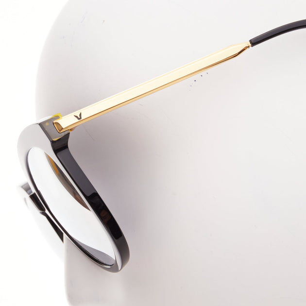 Gentle Monster Lovesome Sunglasses Gentle Monster - Black Women Casual Eyewear | JHROP Preloved  main image 2