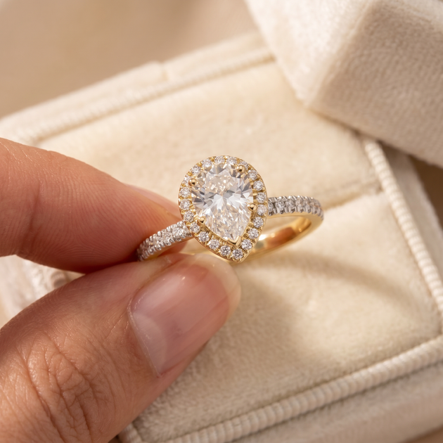 Pompeii3 2.5Ct Pear Diamond Engagement Ring Gold US 8 4