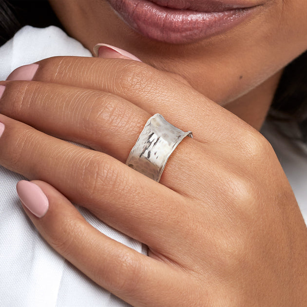 Ross-Simons Hammered Ring Silver US 8 3