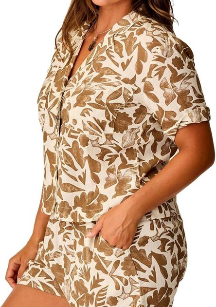 Carve Designs Luca Top Beige Small 3
