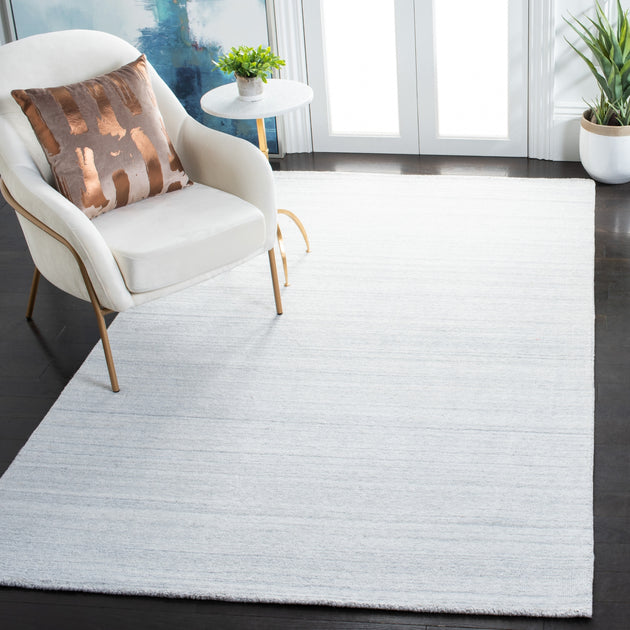 Safavieh Mirage MIR275 Area Rug Light Grey 2