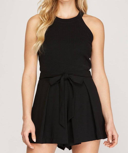 She + Sky Woven Pleated Skort Black Small 2