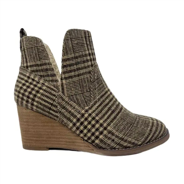Very G Ember Wedge Ankle Boots Black US 6 2