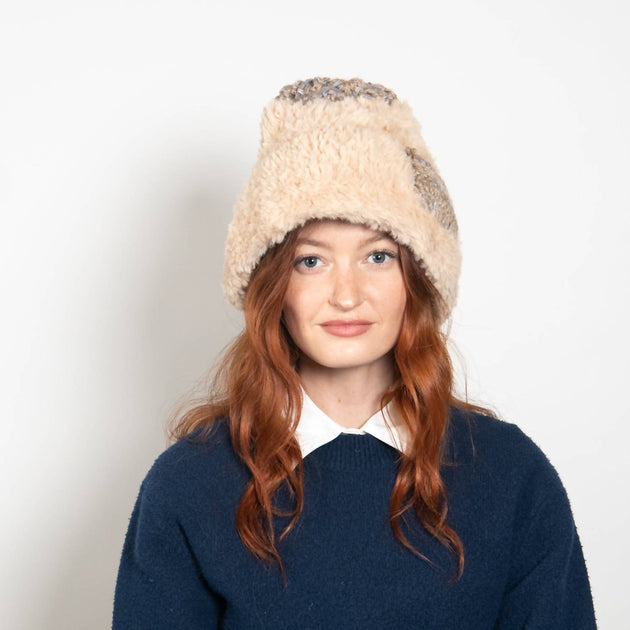 NEW WYETH dewey oversized bucket beanie in natural Dewey in Natural main image 4