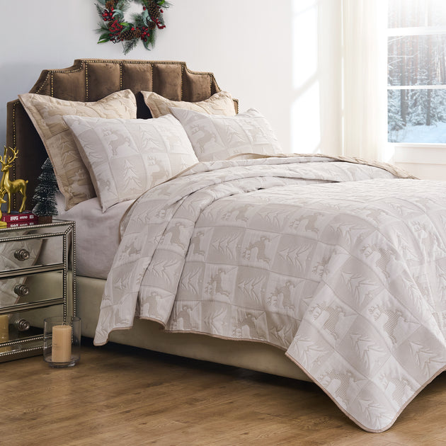 BreeBe Reindeer Games Coverlet Set 3