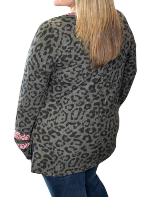honeyme Leopard Sweater Grey Medium 3