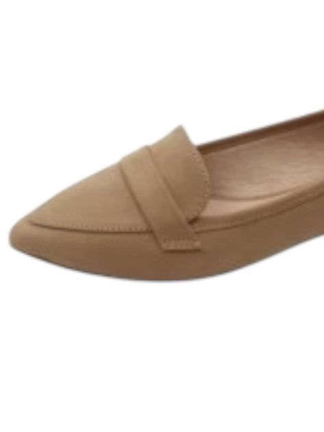 Shoe Shoe Train Pointed Toe Flat Shoes Beige US 9 4