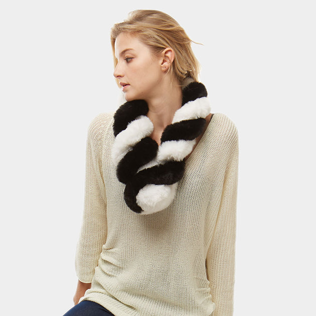 TRUEDAMES Twisted Pull Through Scarf Green 3