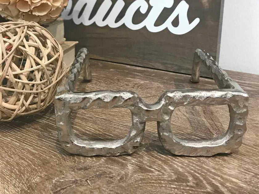 Hivvago 7 inch Silver Aluminum Eyeglasses Sculpture 4