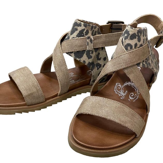 Very G Jayla Sandal Brown US 8.5 3