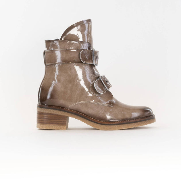 eric michael Laureven Justina Boot Brown 37 2