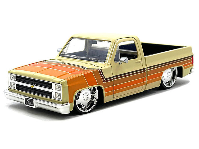 Jada 1985 Chevrolet C-10 Pickup Truck Beige 1/24 2