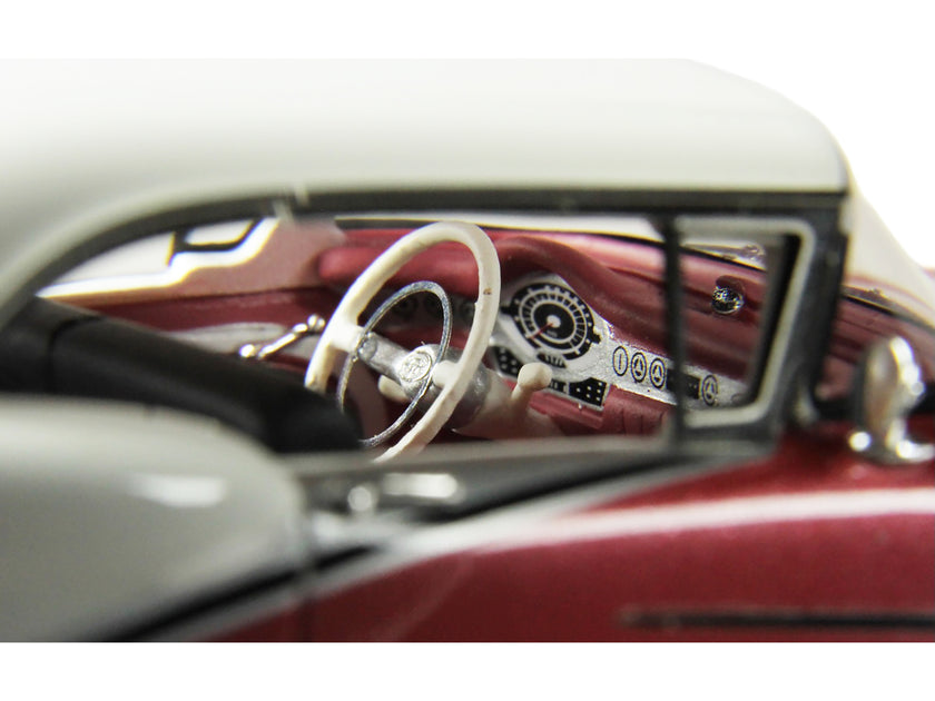 Goldvarg Collection 1957 Oldsmobile Starfire Red White 1/43 3
