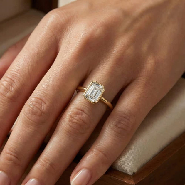 Pompeii3 10ct Emerald Cut Diamond Engagement Ring 4