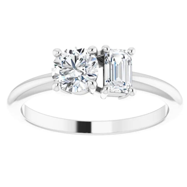 Pompeii3 Two Stone Moissanite Engagement Ring Gold US 7.5 2