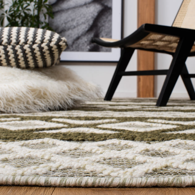 Safavieh Vermont VRM211 Rug 3