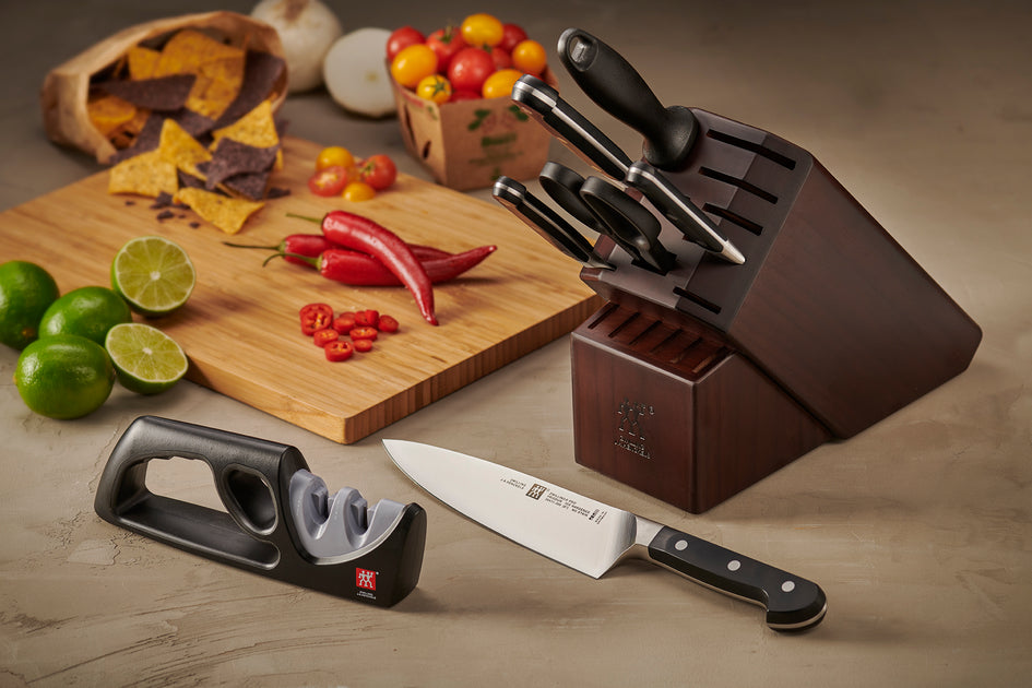 ZWILLING Pro 7-piece Knife Block Set 4