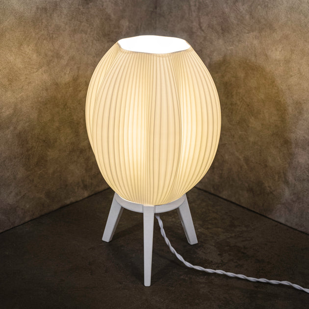 Jonathan Y Wavy LED Table Lamp White 2
