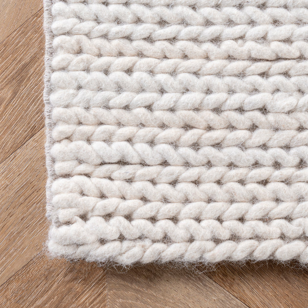 nuLOOM Hand Woven Chunky Woolen Cable Area Rug 2