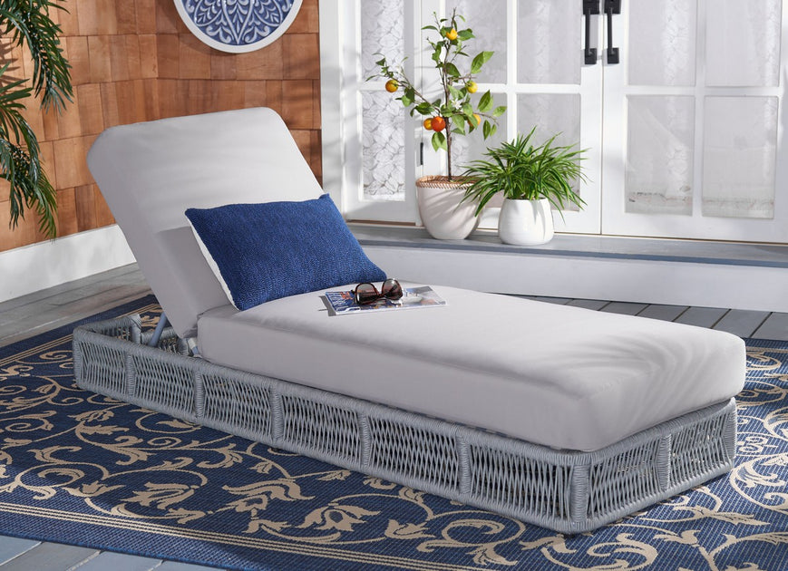 Safavieh Gillian Daybed White 4