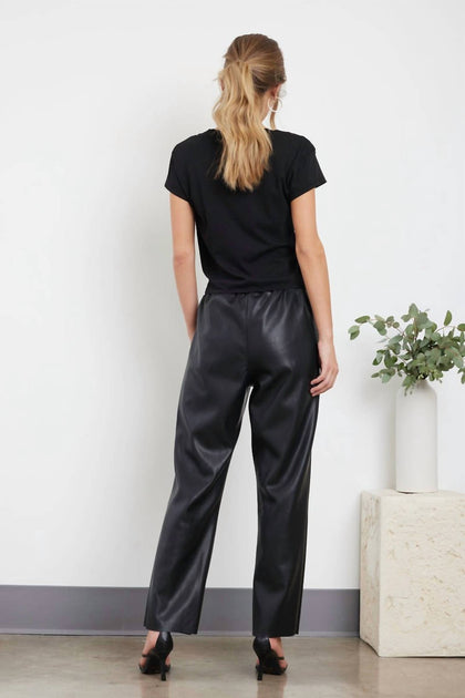 LAmade Suri Deep V Tee Noir XSmall 3