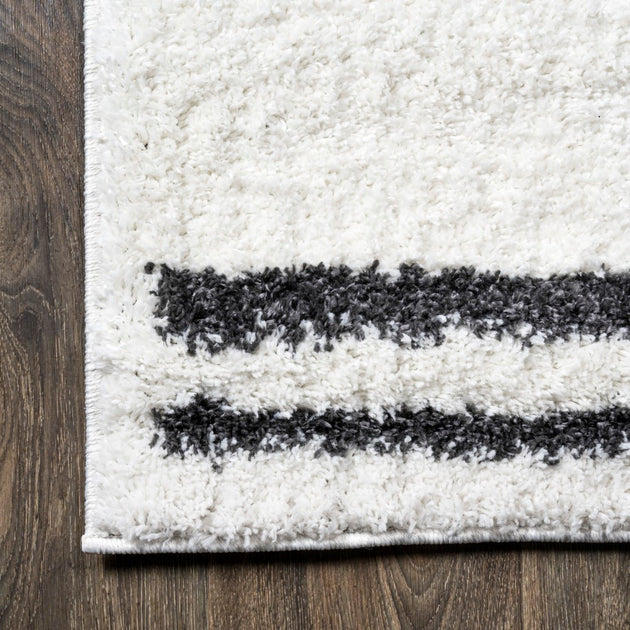 Jonathan Y Petra Geometric Shag Area Rug Ivory/Black 4