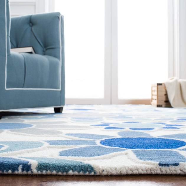Safavieh Kids Handmade Rug 3